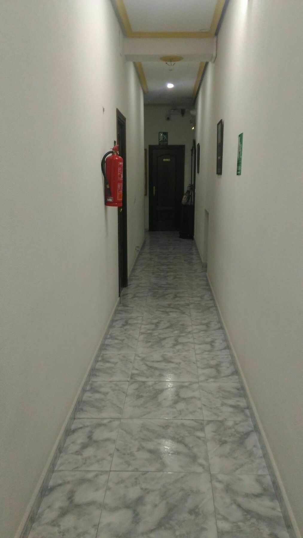 Hostal Palacios Fuencarral Madrid Ngoại thất bức ảnh