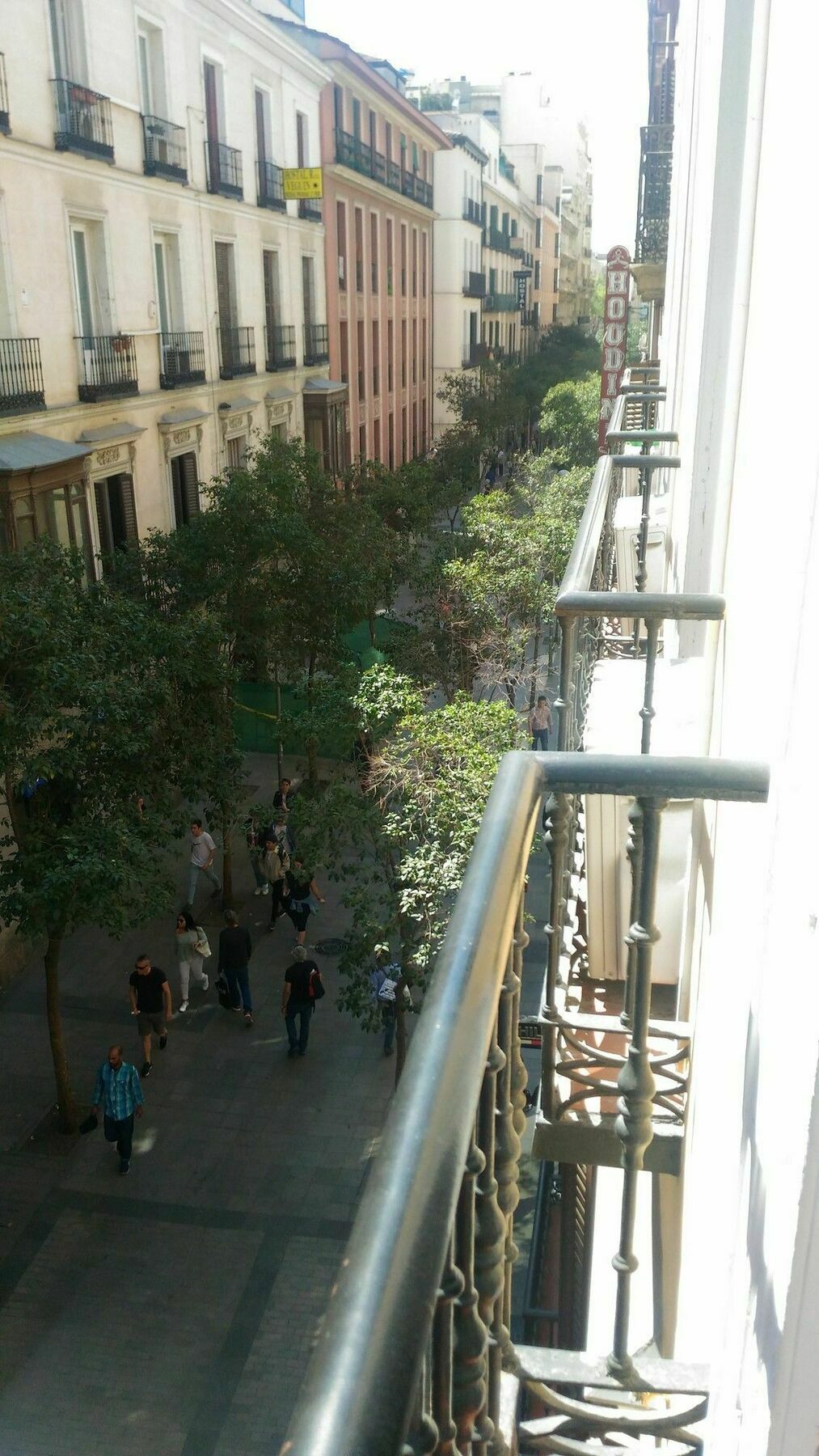 Hostal Palacios Fuencarral Madrid Ngoại thất bức ảnh